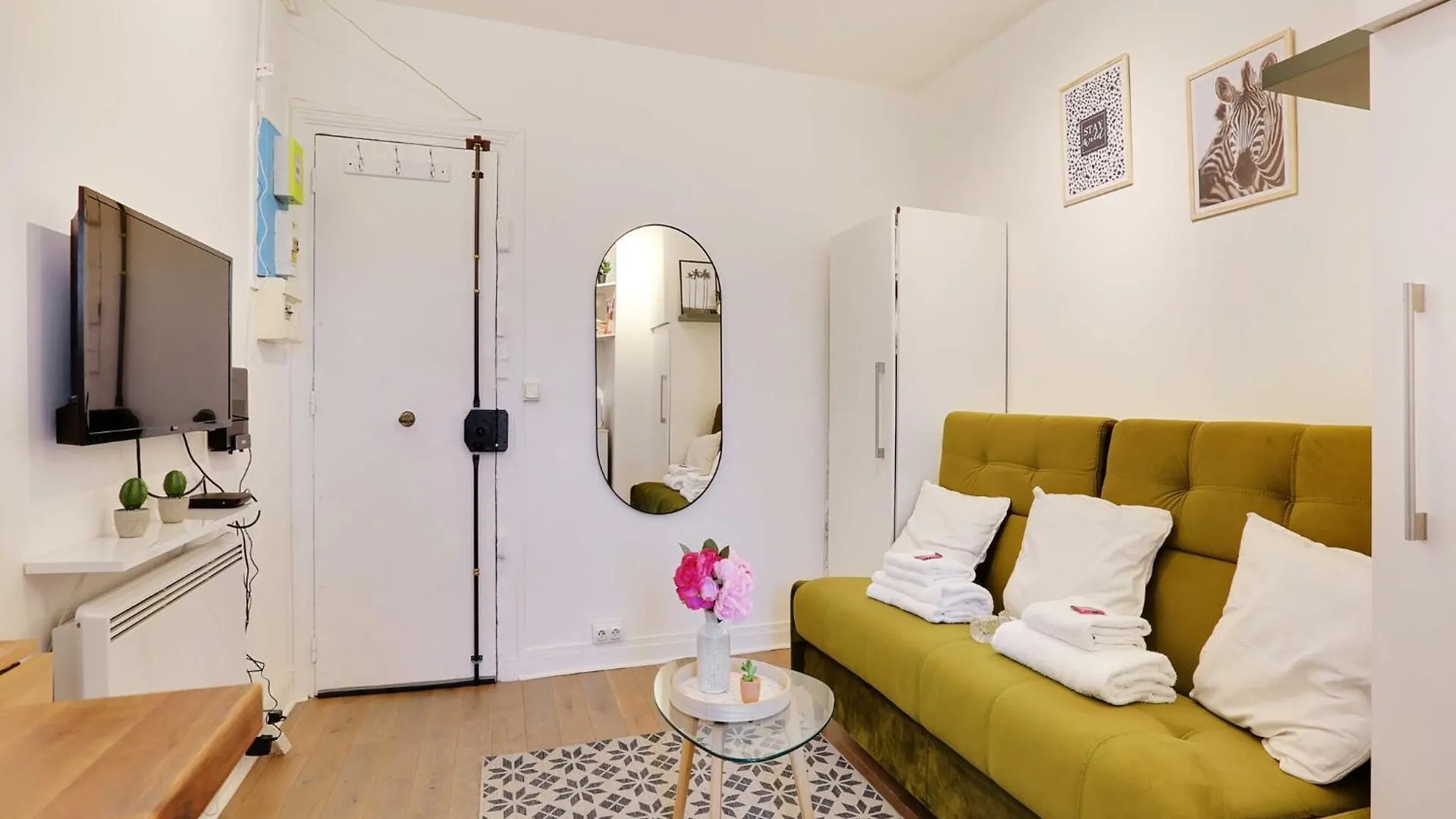 펜션 Charming Studio - 18E Arrd - Mobility Lease 파리 프랑스