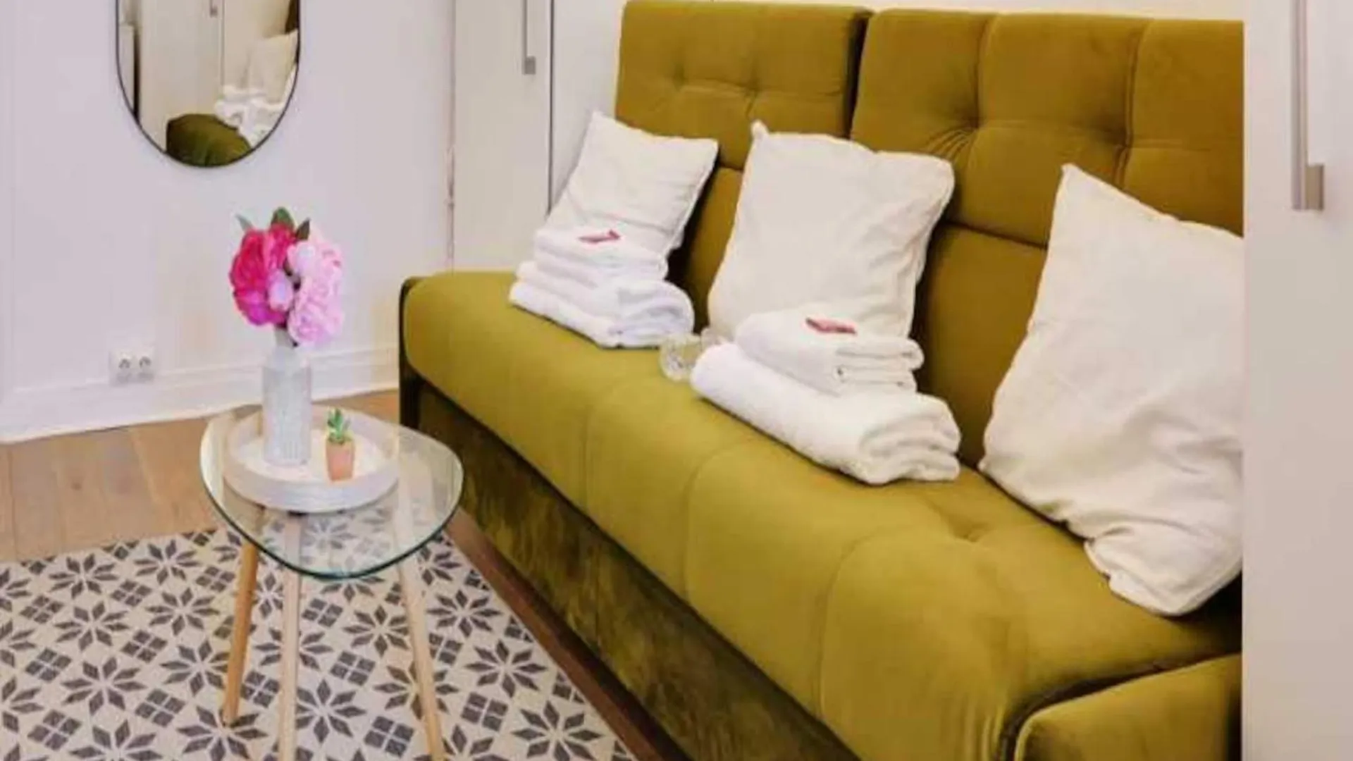 Charming Studio - 18E Arrd - Mobility Lease 파리